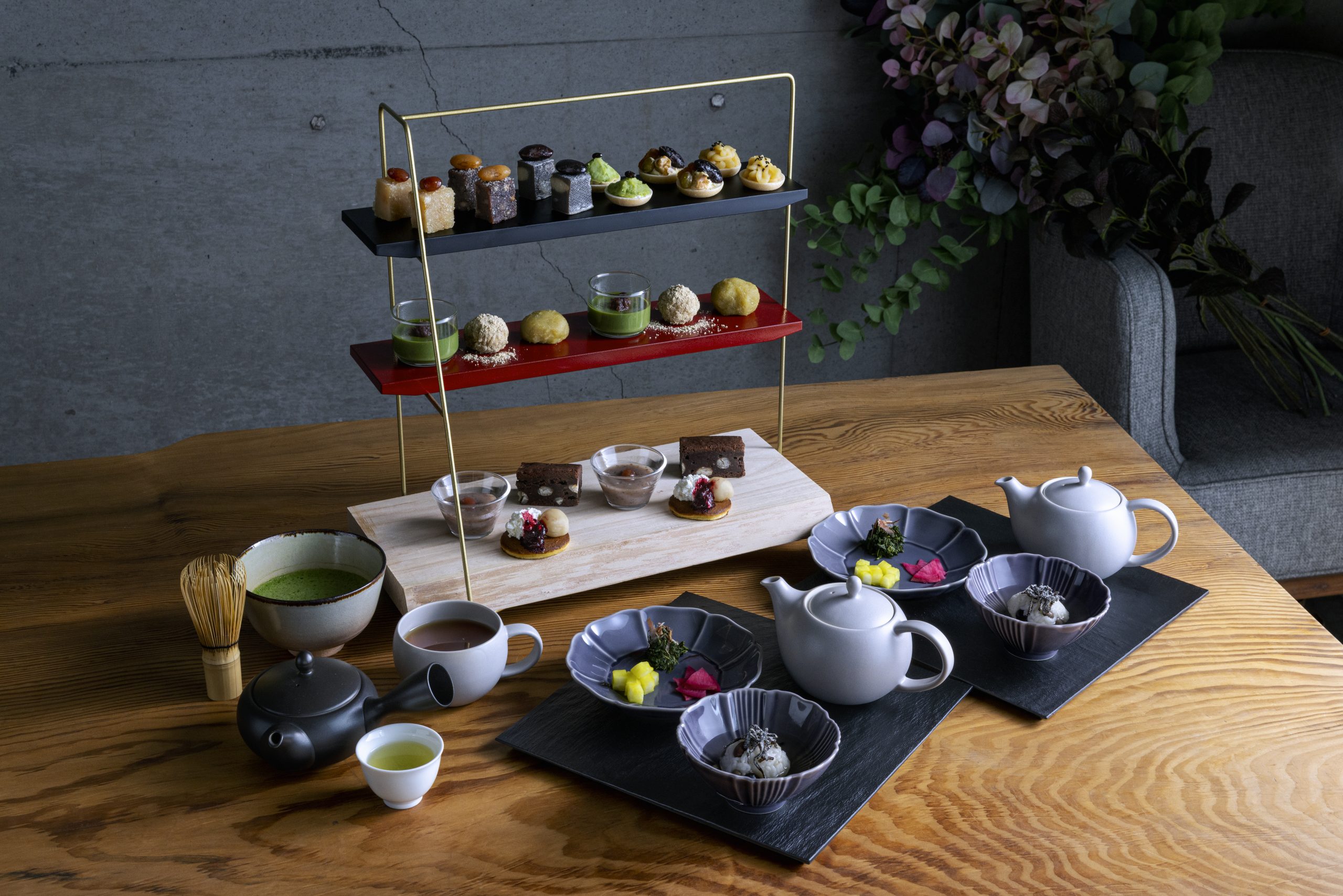 記事「アフタヌーンティーリニューアルのお知らせ」のサムネイル画像