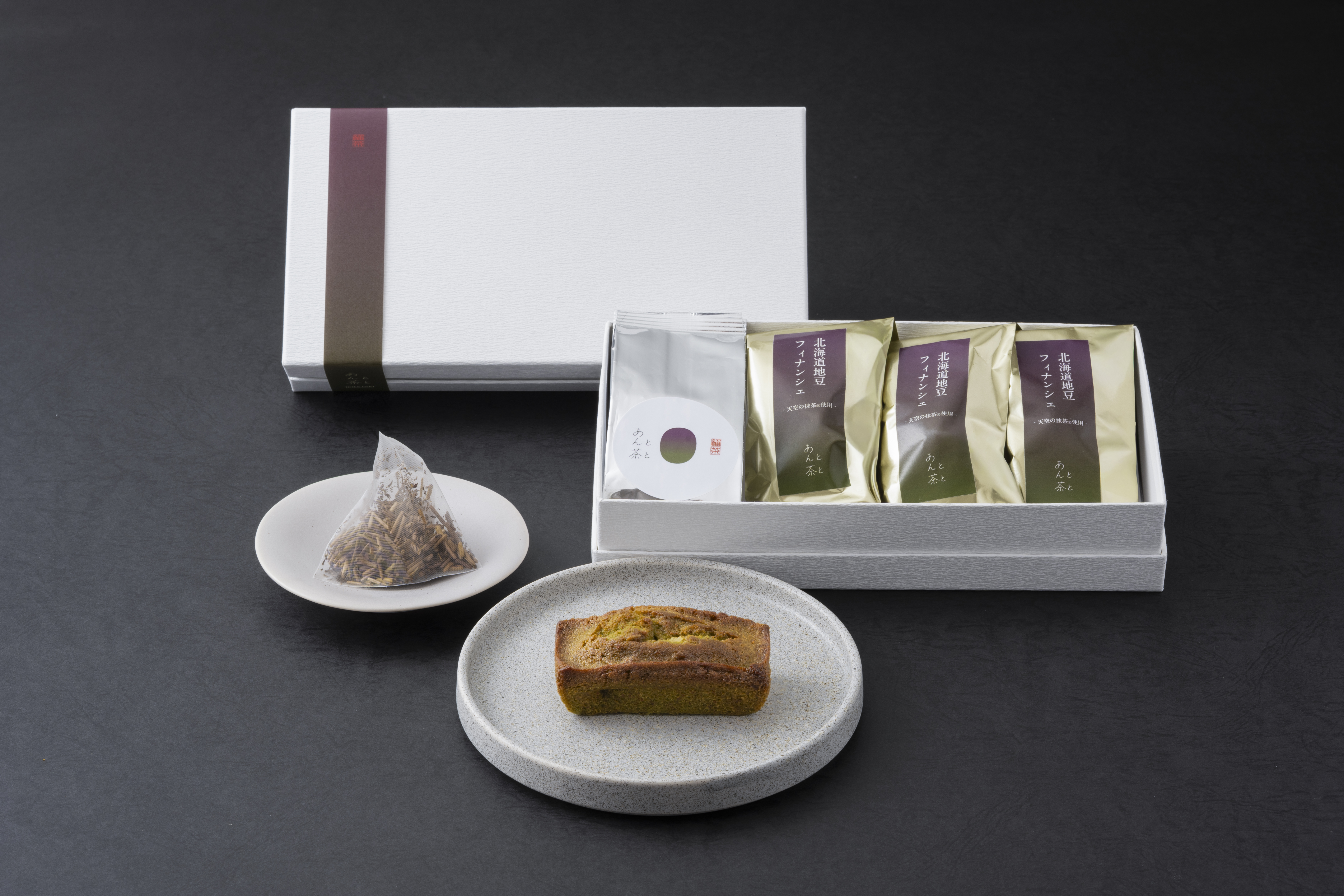 商品「凛茶と北海道地豆フィナンシェのセット」の画像